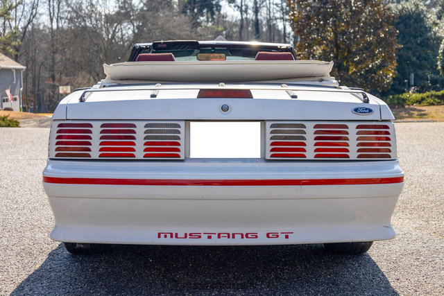 Used 1987 Ford Mustang GT image 7