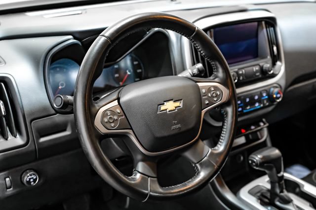 Used 2020 Chevrolet Colorado LT w/ Safety Package RWD image 18