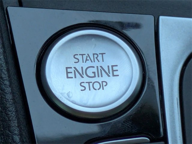 Used 2021 Volkswagen GTI SE image 33