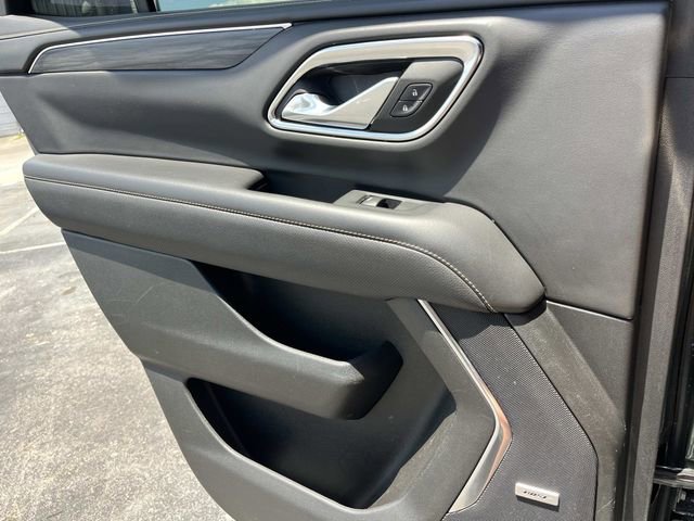 Used 2023 GMC Yukon SLT AWD/4WD image 23