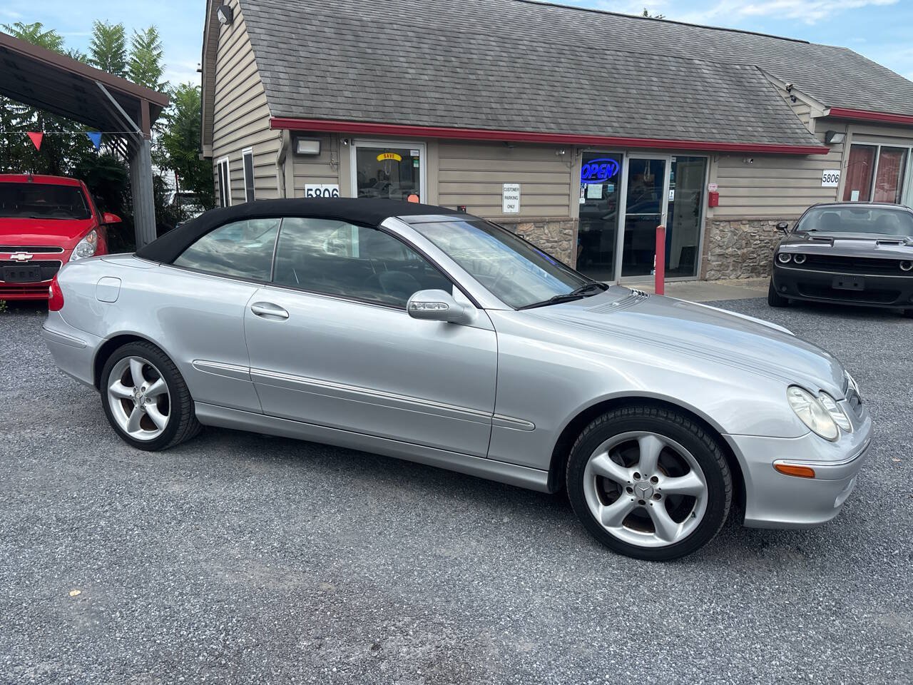 Used 2005 Mercedes-Benz CLK 320 Cabriolet image 5