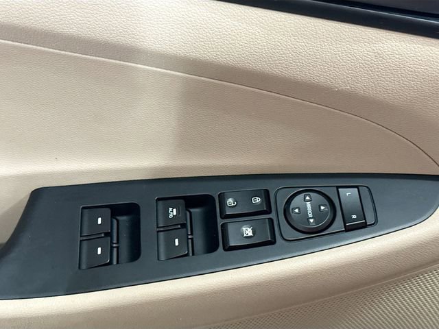 Used 2017 Hyundai Tucson SE Plus image 19