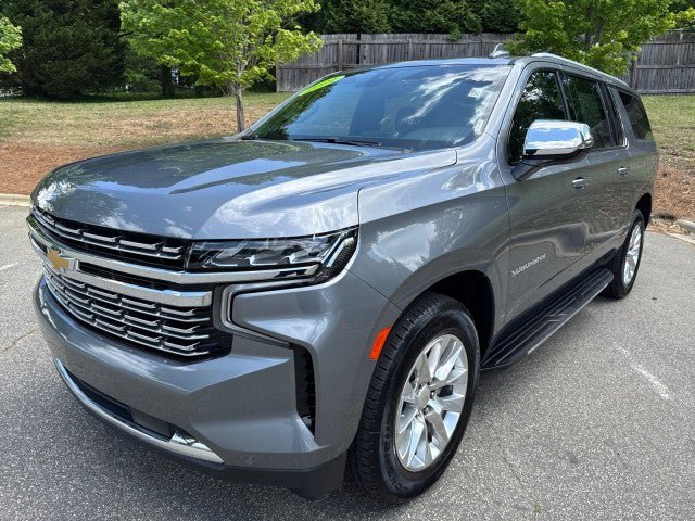 Used 2021 Chevrolet Suburban Premier AWD/4WD image 3