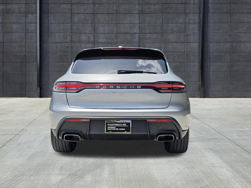 Certified 2023 Porsche Macan AWD/4WD image 10
