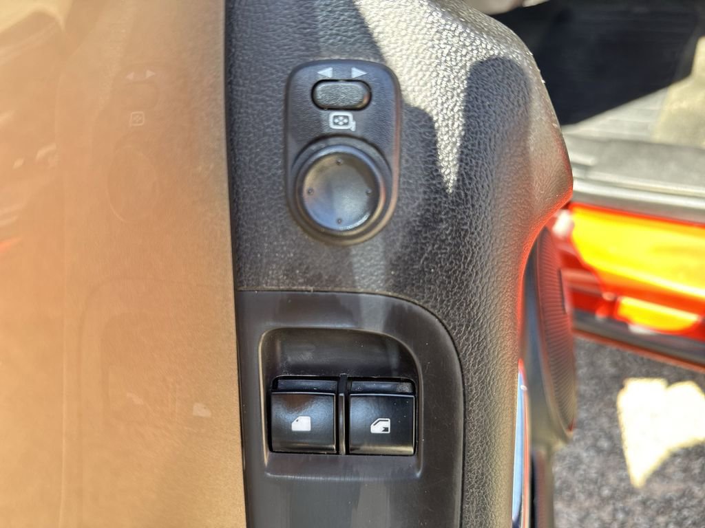 Used 2010 Chevrolet Camaro LT RWD image 13