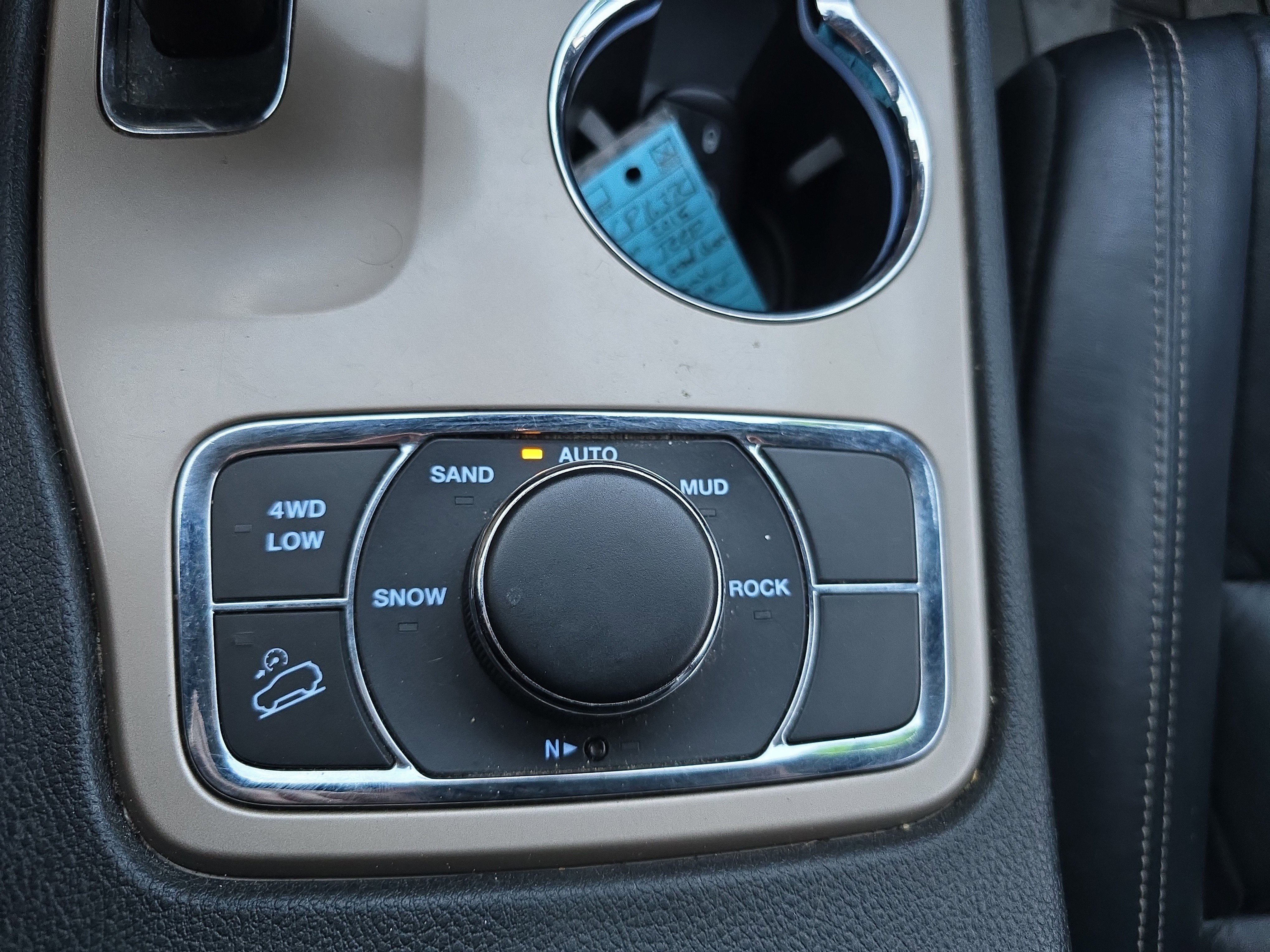 Used 2015 Jeep Grand Cherokee Limited image 27