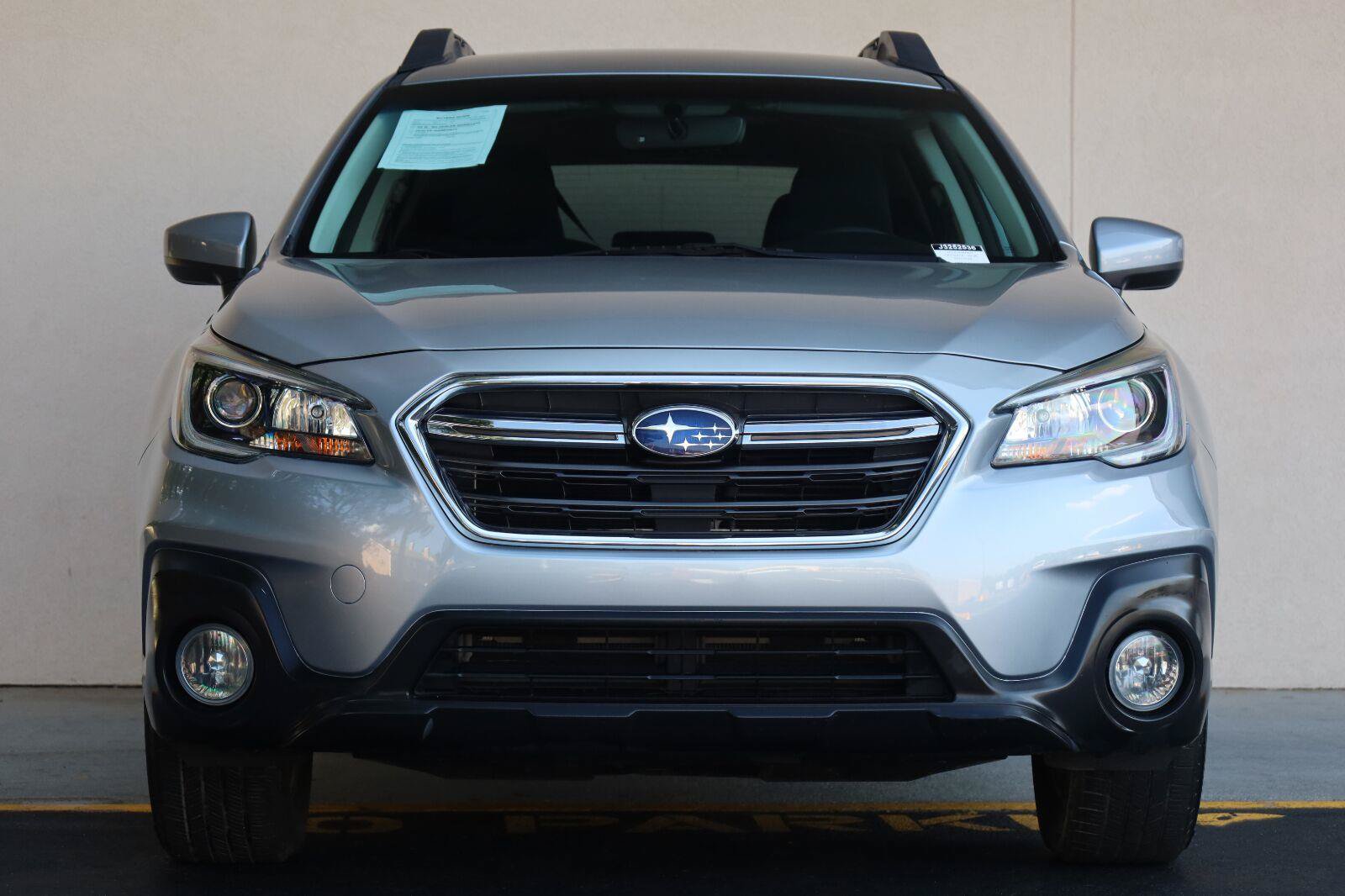 Used 2018 Subaru Outback 2.5i Premium AWD/4WD image 6