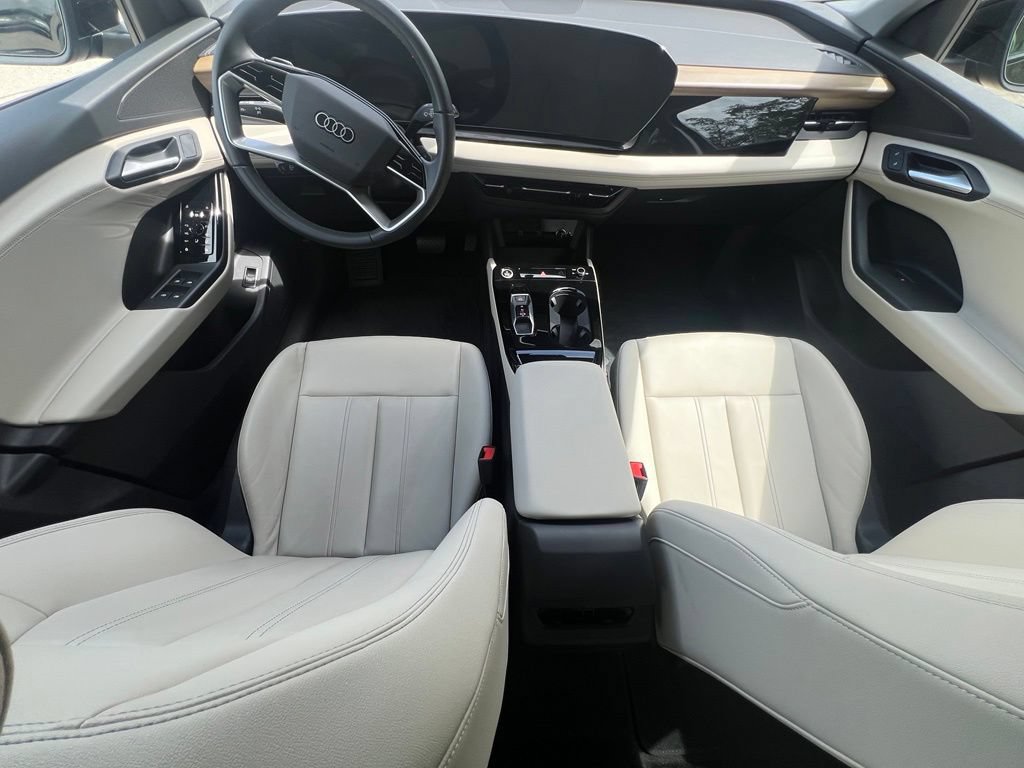 Used 2025 Audi Q6 e-tron Premium w/ Convenience Package RWD image 9
