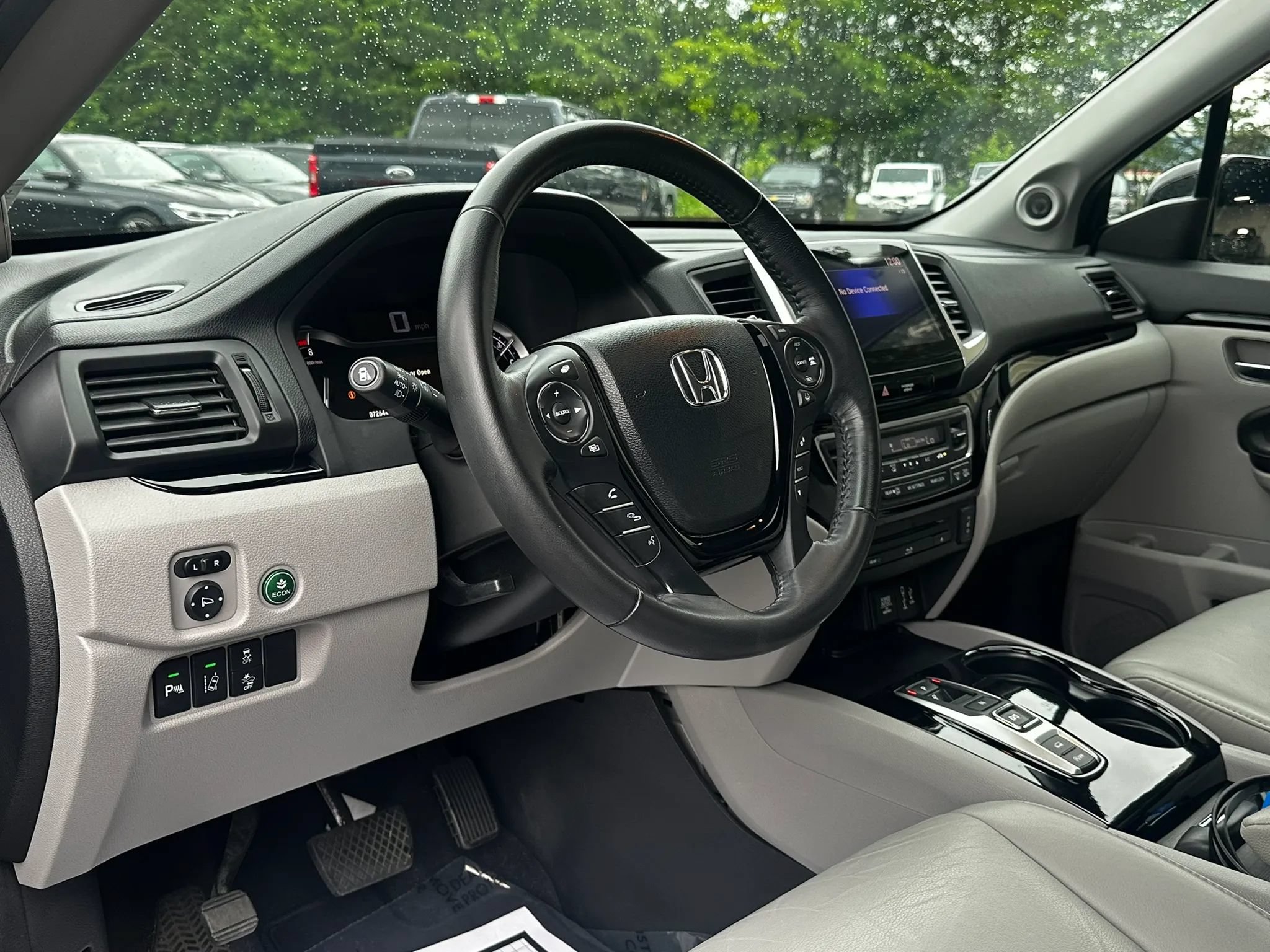 Used 2018 Honda Pilot Touring image 23
