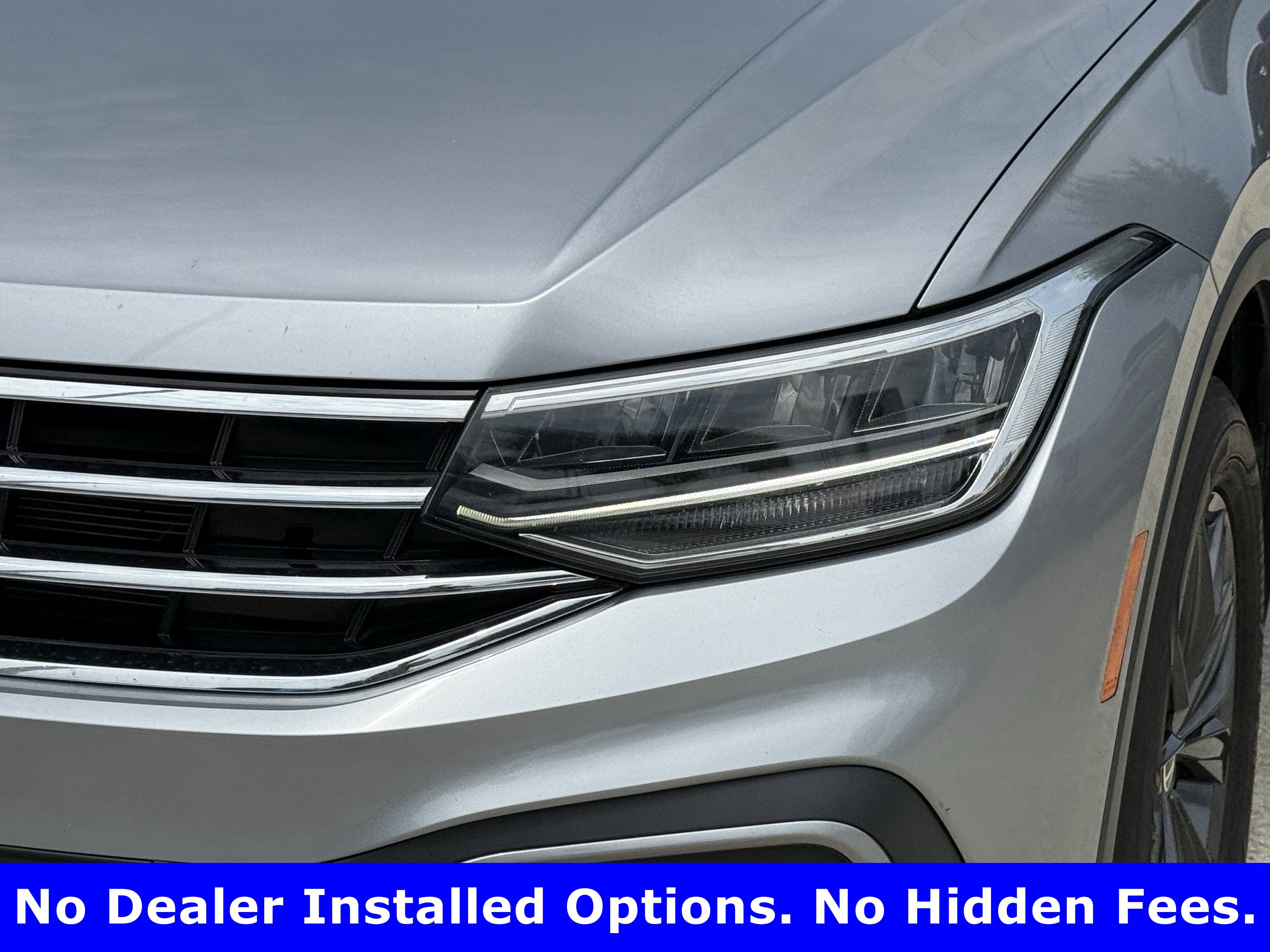 Used 2024 Volkswagen Tiguan Wolfsburg Edition AWD/4WD image 11