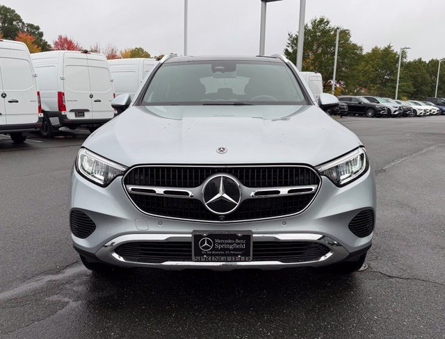 Used 2026 Mercedes-Benz GLC 300 4MATIC image 2
