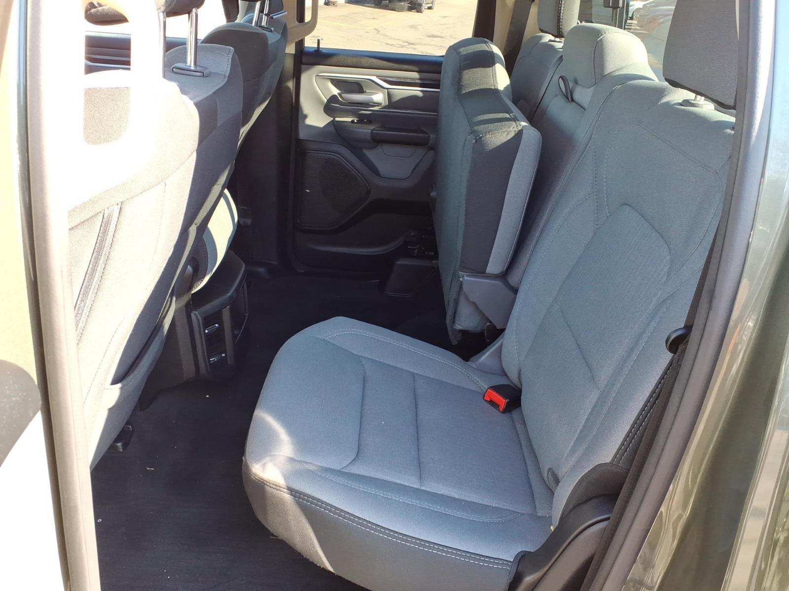 Used 2020 RAM 1500 Big Horn AWD/4WD image 9