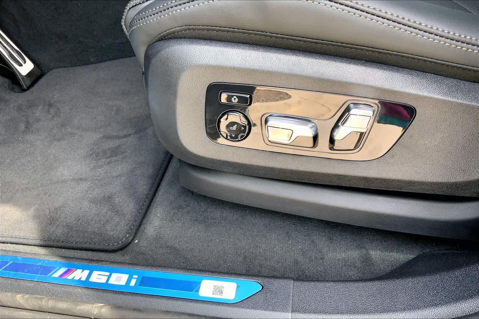 New 2027 BMW X6 M60i AWD/4WD image 16