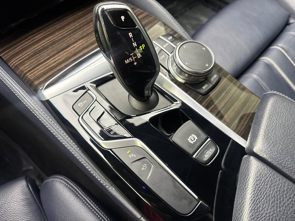 Used 2019 BMW 540i w/ Premium Package RWD image 69
