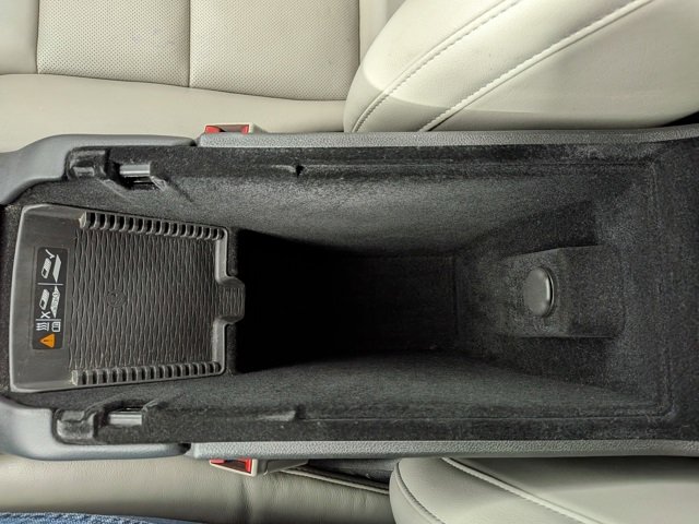 Used 2020 Cadillac XT4 Premium Luxury w/ Enhanced Visibility Package image 23