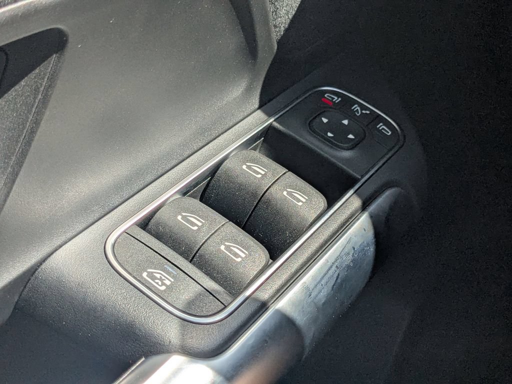 Certified 2024 Mercedes-Benz GLA 35 AMG 4MATIC image 11