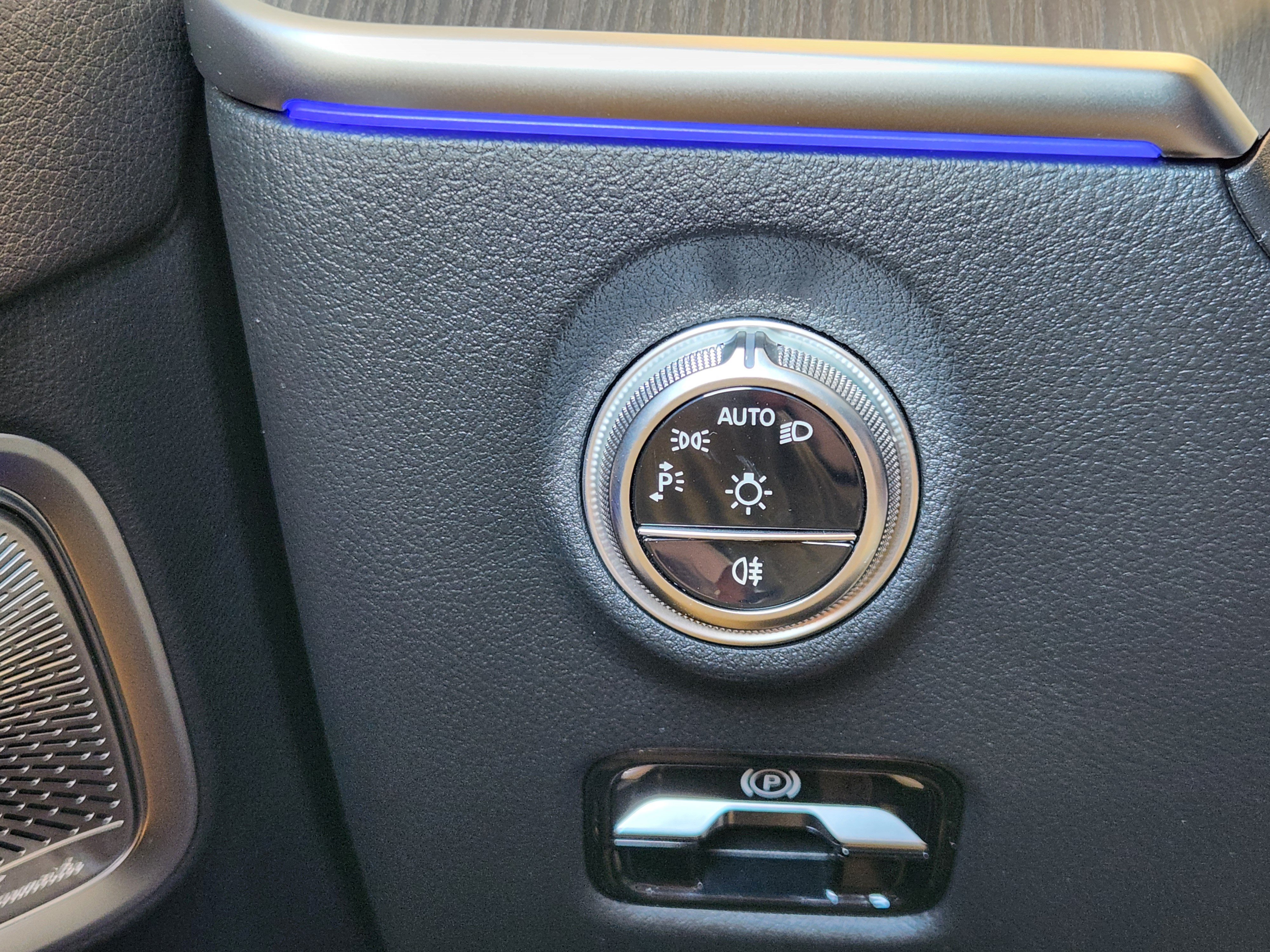Used 2024 Mercedes-Benz CLE 450 4MATIC Coupe image 19