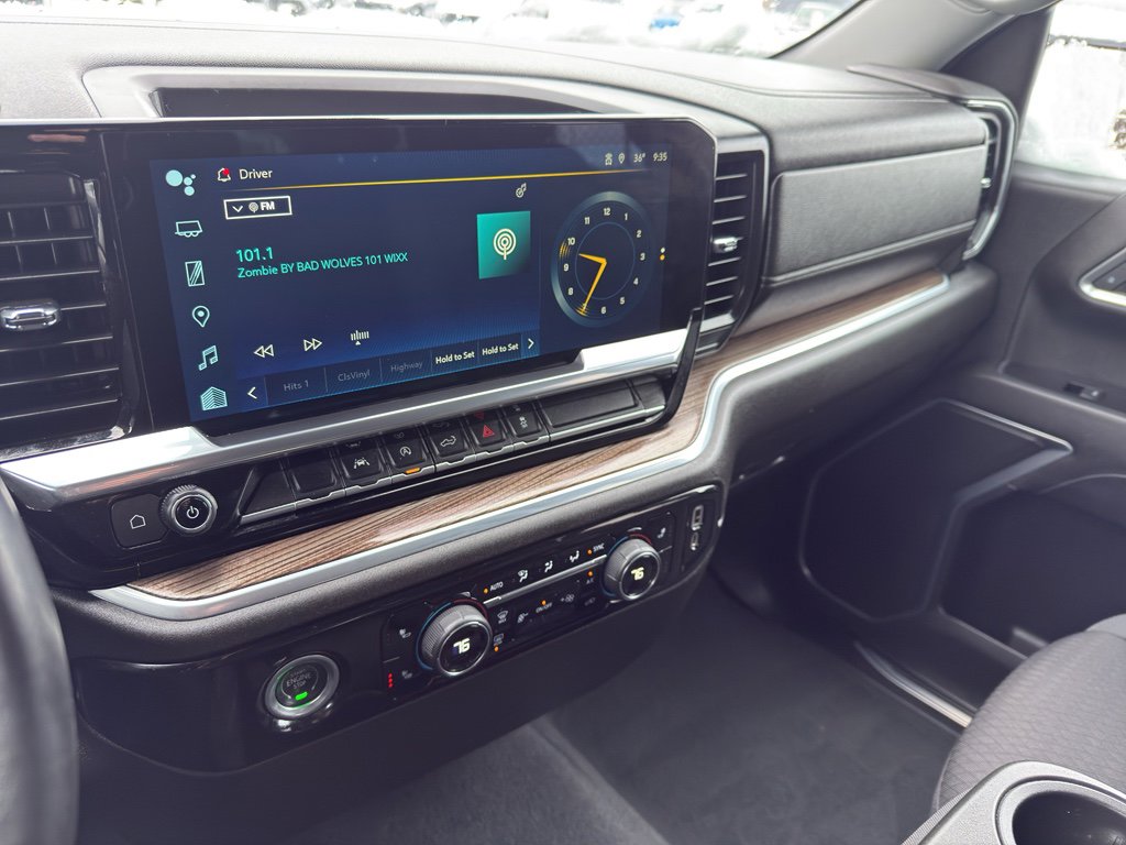 Used 2022 Chevrolet Silverado 1500 LT image 21