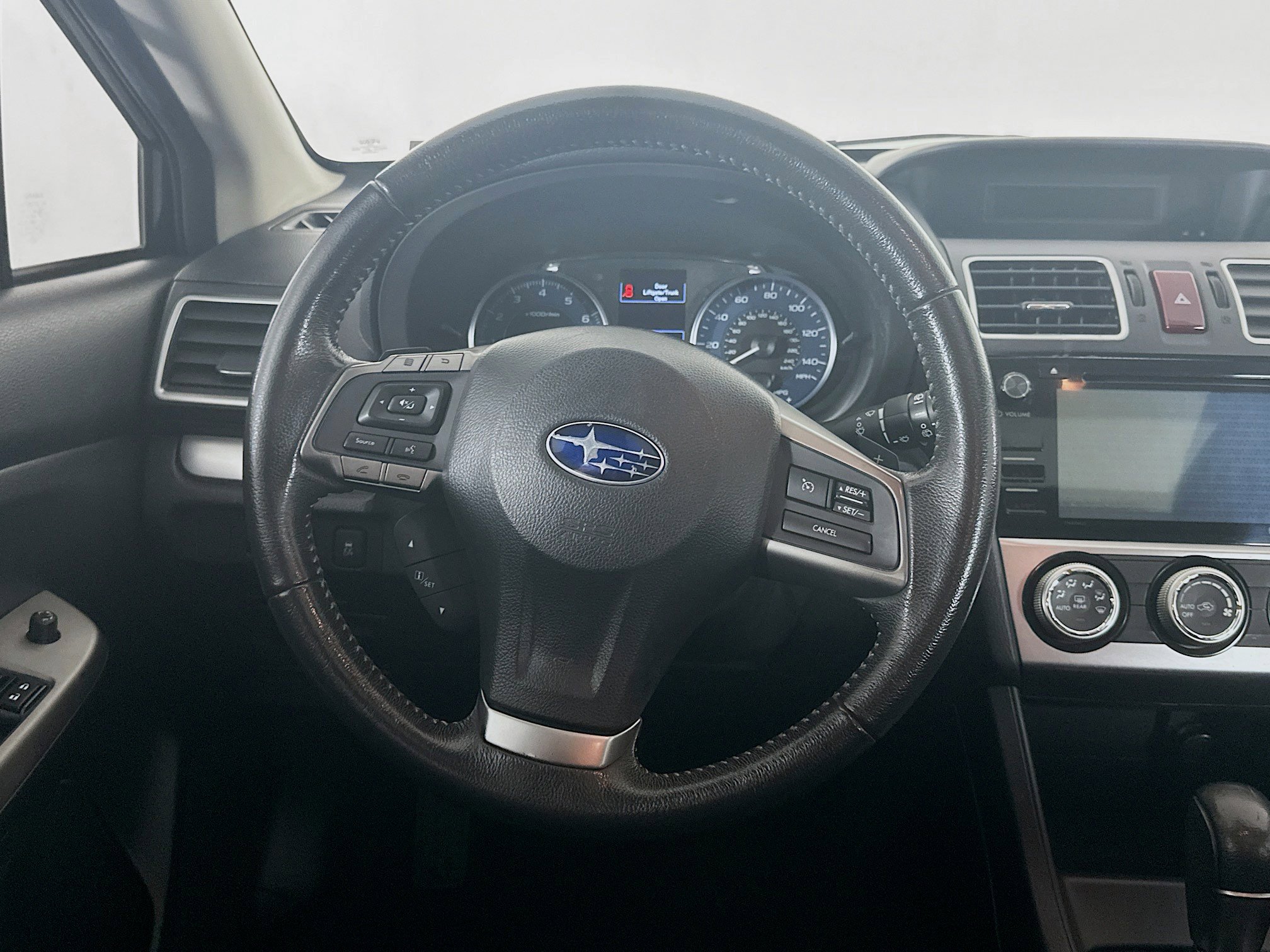 Used 2015 Subaru Crosstrek 2.0i Limited AWD/4WD image 17