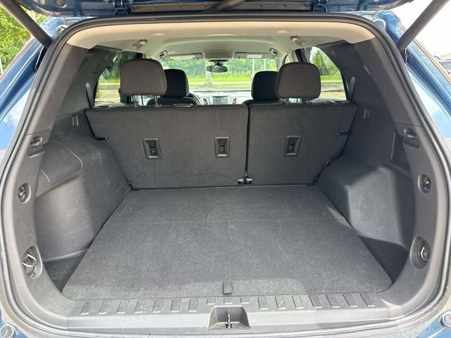 Used 2024 Chevrolet Equinox LT FWD image 12