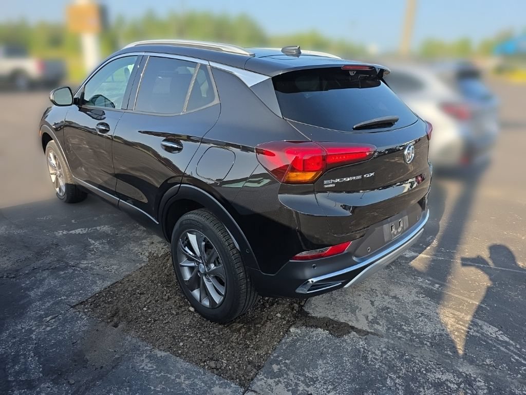 Used 2022 Buick Encore GX Essence w/ Advanced Technology Package AWD/4WD image 6