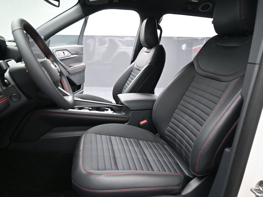 New 2025 Ford Explorer ST-Line w/ Premium Package image 9