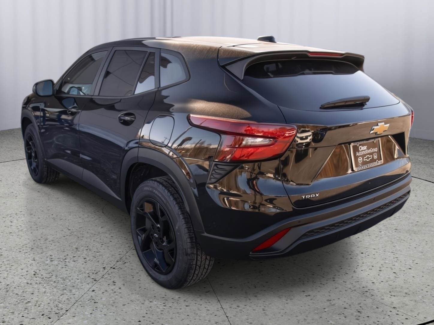 Used 2024 Chevrolet Trax LS w/ LS Convenience Package image 20