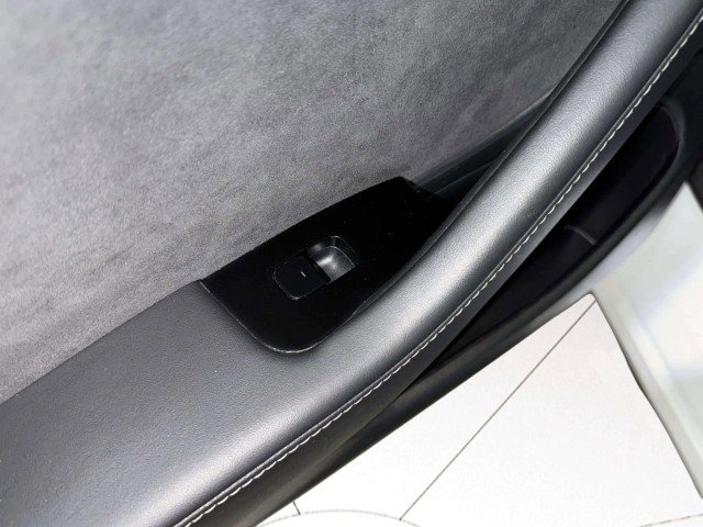 Used 2020 Tesla Model 3 Standard Range Plus image 30