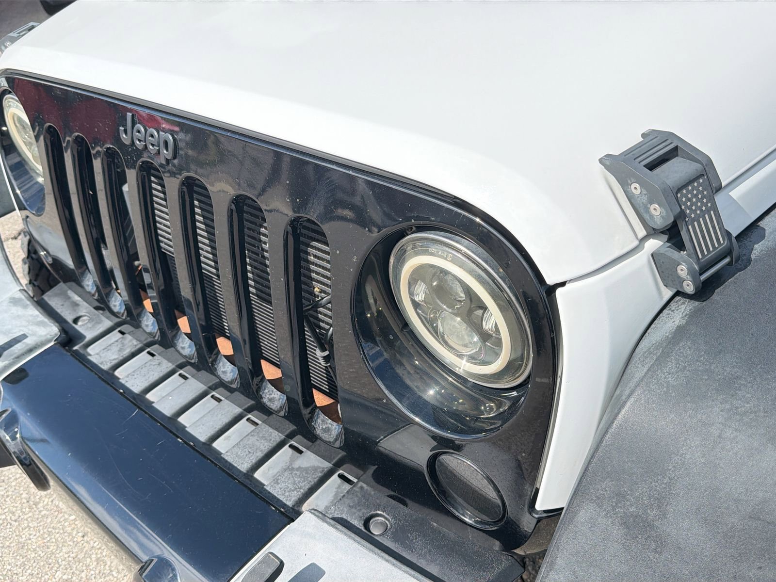 Used 2015 Jeep Wrangler Sport AWD/4WD image 15