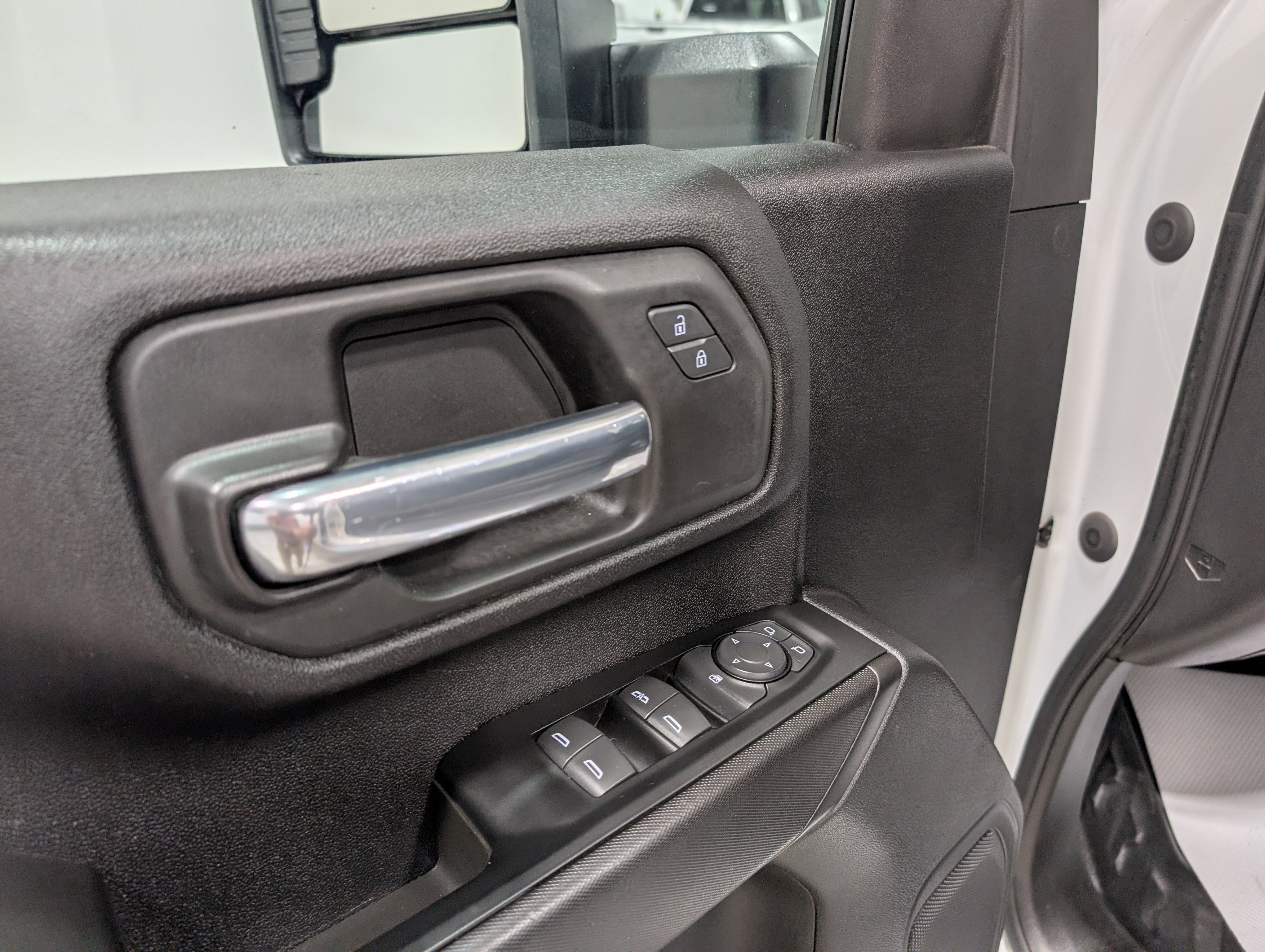 Used 2023 Chevrolet Silverado 2500 W/T image 13