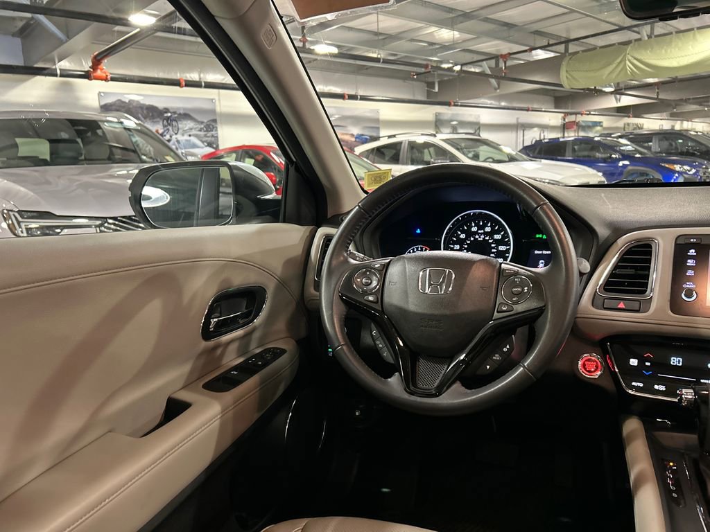 Used 2019 Honda HR-V Touring image 24