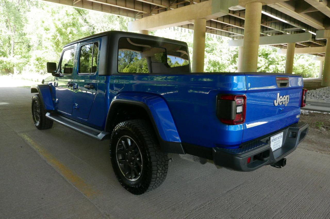 Used 2020 Jeep Gladiator Overland image 38