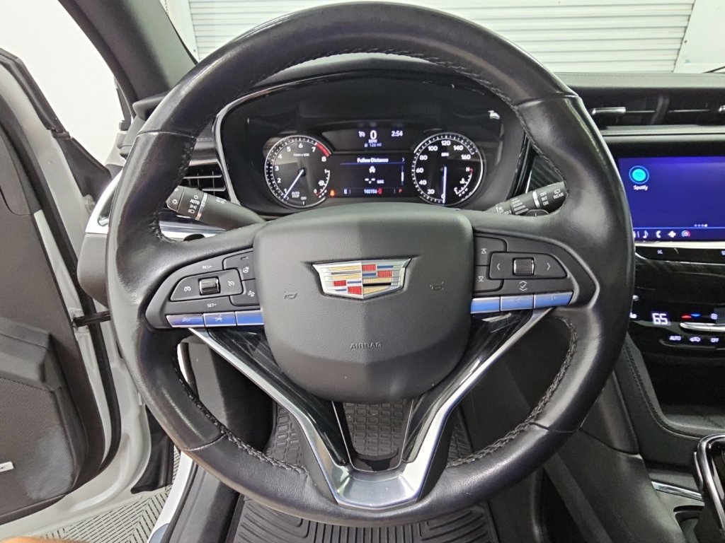 Used 2021 Cadillac XT6 Premium Luxury FWD image 26