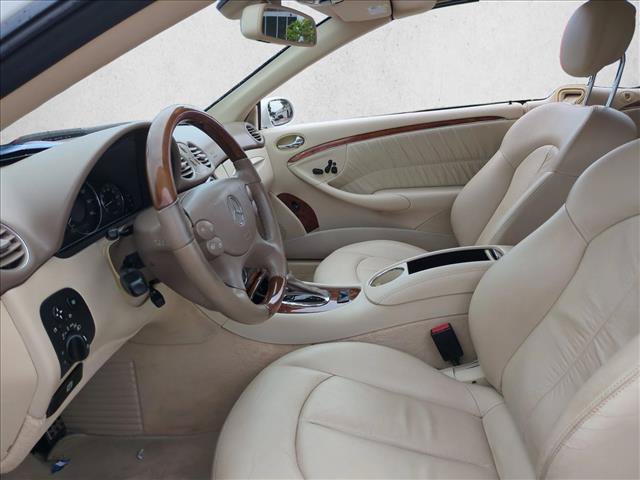 Used 2009 Mercedes-Benz CLK 550 Cabriolet image 14
