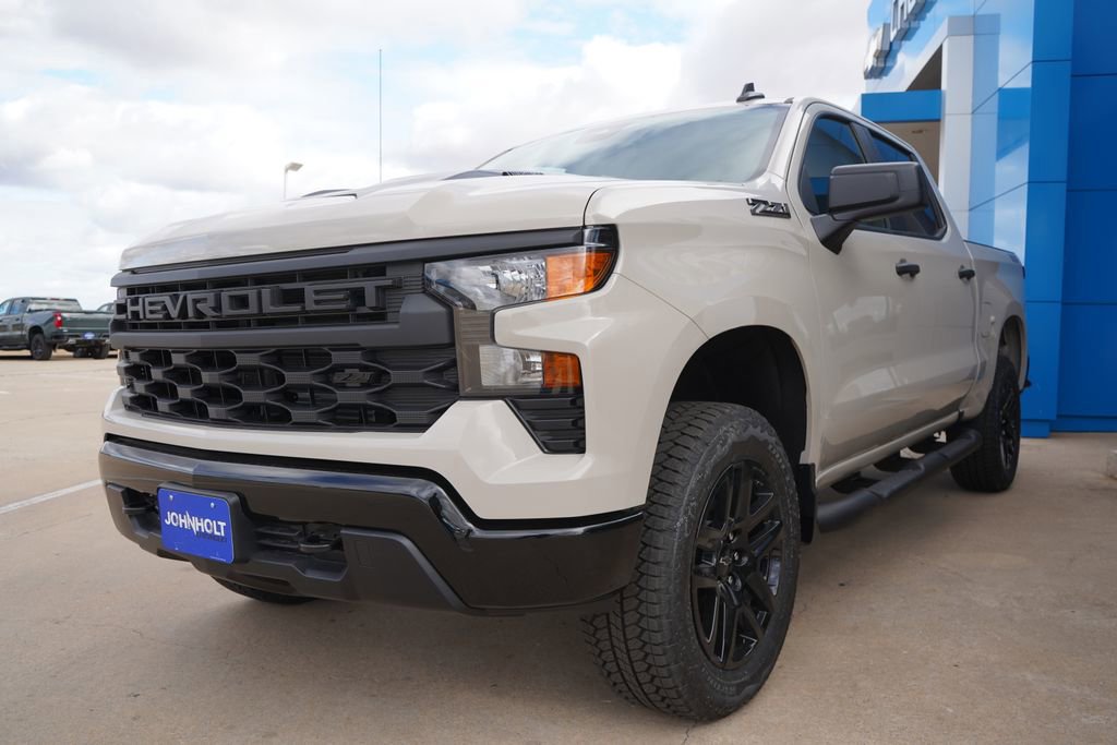 New 2026 Chevrolet Silverado 1500 Custom Trail Boss w/ Turbomax Blackout Package image 4