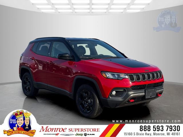 Used 2023 Jeep Compass Trailhawk