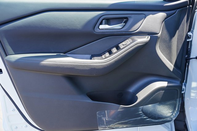 New 2026 Nissan Rogue SV image 21