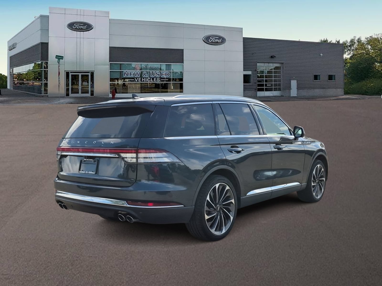 Used 2021 Lincoln Aviator Reserve w/ Equipment Group 201A AWD/4WD image 9