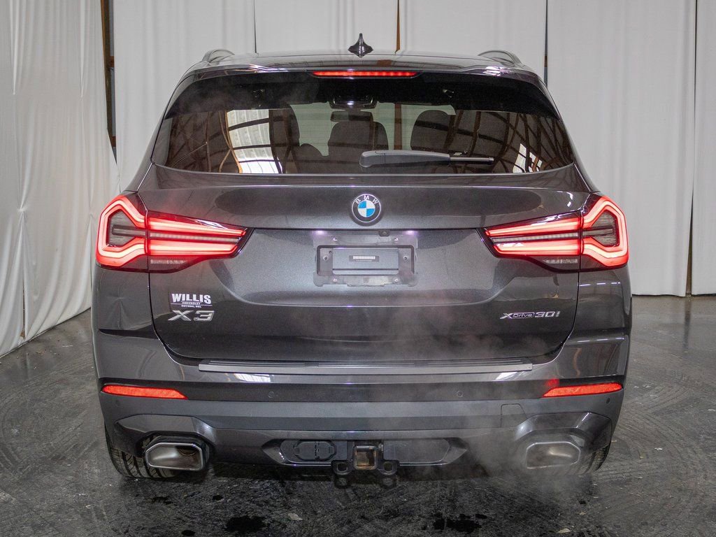 Used 2023 BMW X3 xDrive30i w/ Premium Package image 3