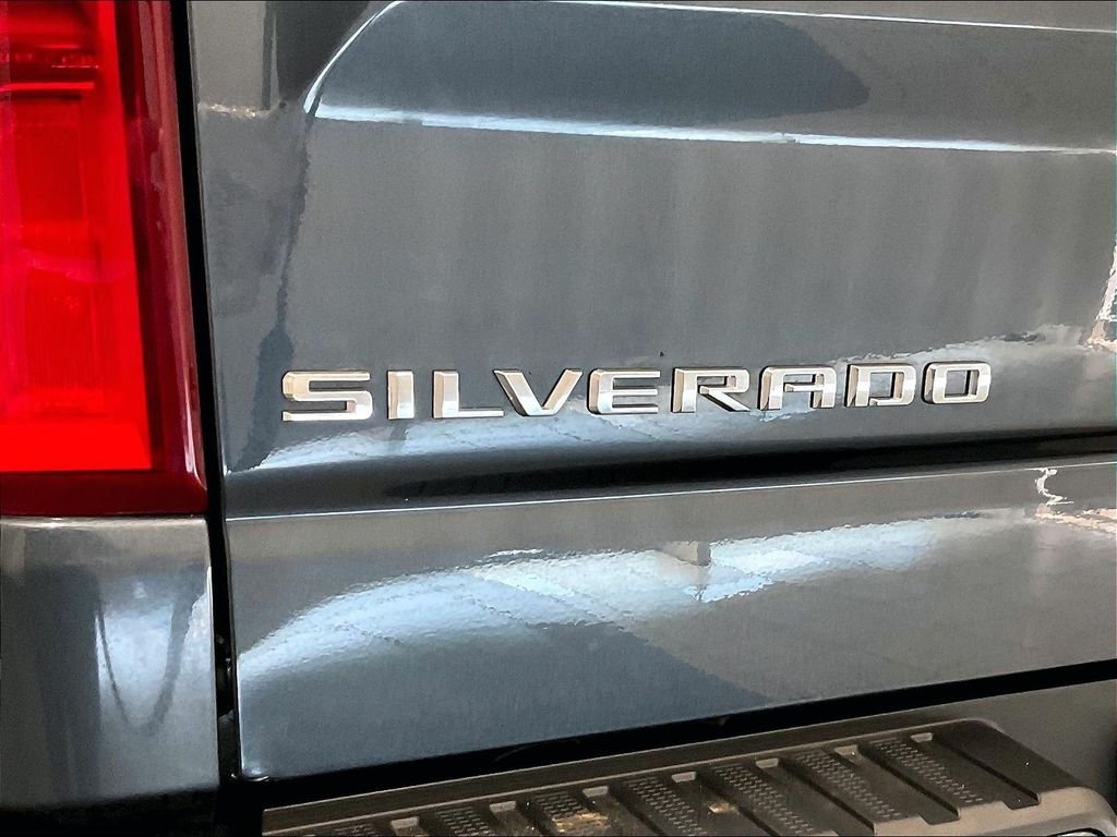 Used 2020 Chevrolet Silverado 1500 RST AWD/4WD image 28