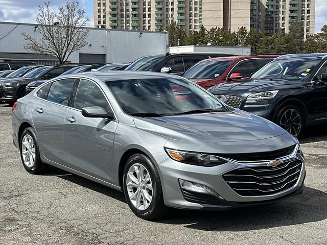 Used 2024 Chevrolet Malibu LT image 1