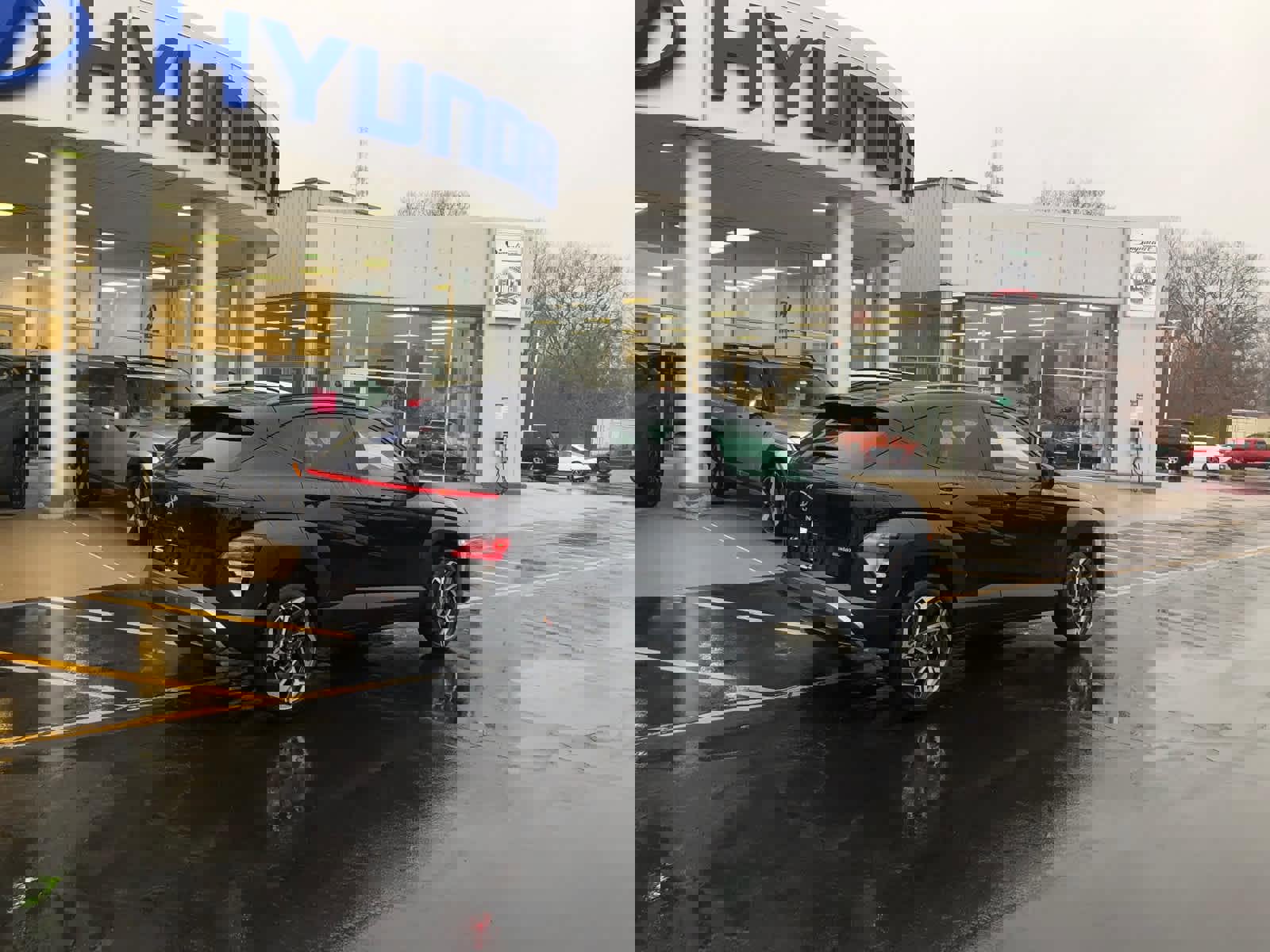 New 2026 Hyundai Kona SEL Premium image 2