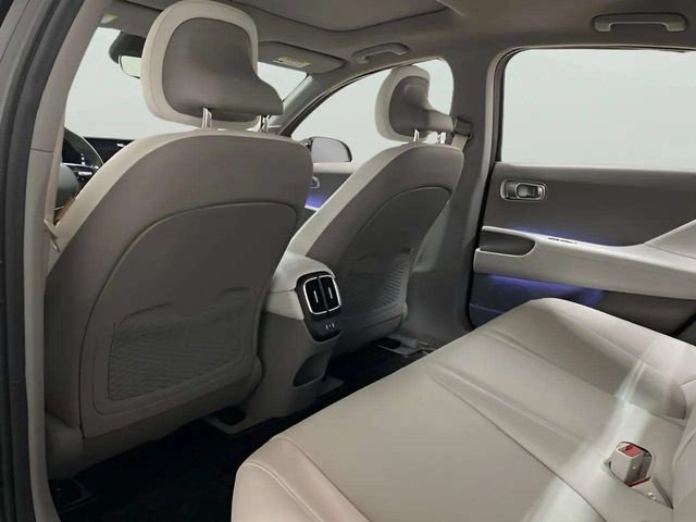Used 2025 Hyundai Ioniq 6 Limited RWD image 69