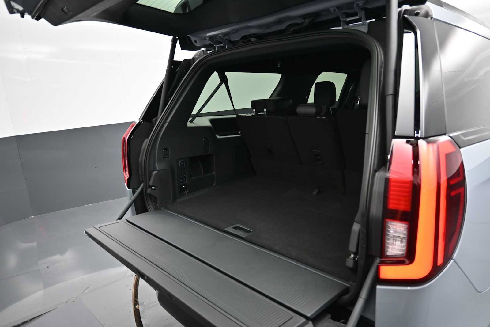 New 2027 Ford Expedition Max Platinum w/ Stealth Performance Package AWD/4WD image 23