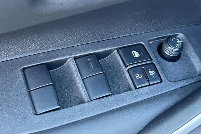 Used 2024 Toyota Corolla SE w/ SE Premium Package FWD image 12