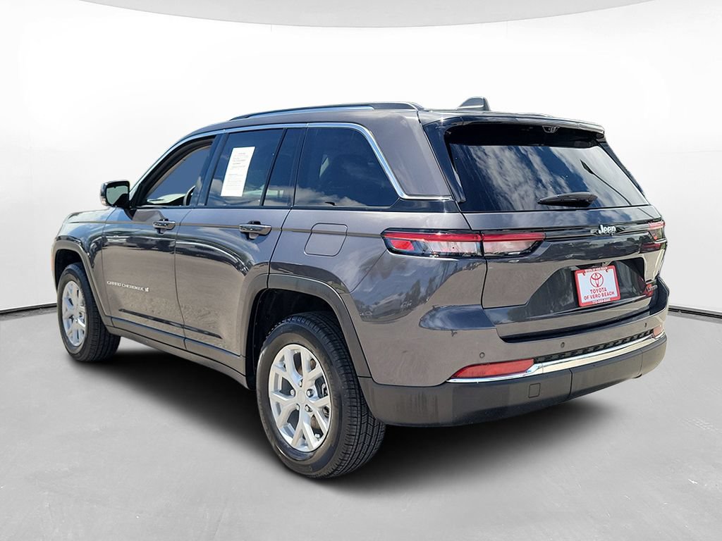 Used 2023 Jeep Grand Cherokee Limited w/ Luxury Tech Group II RWD image 6