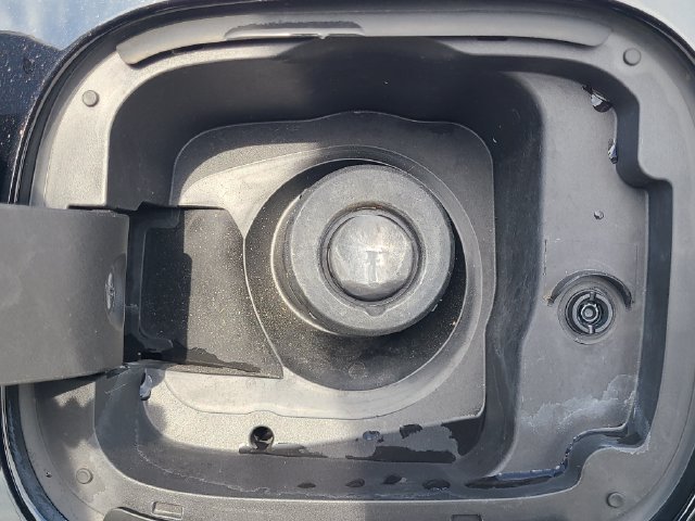 Used 2026 Chevrolet Equinox LT FWD image 8
