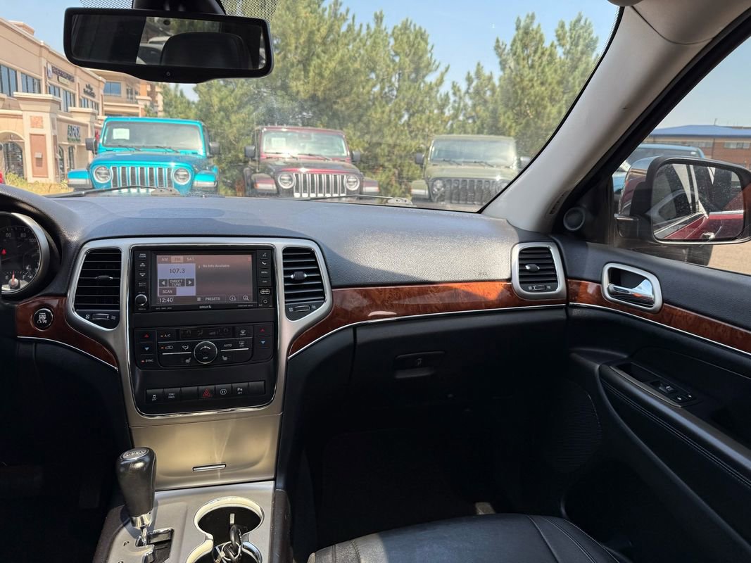 Used 2012 Jeep Grand Cherokee Limited w/ Trailer Tow Group IV image 25