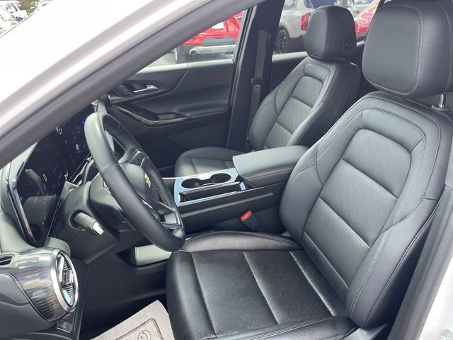 Used 2025 Chevrolet Equinox LT w/ Convenience Package II FWD image 11