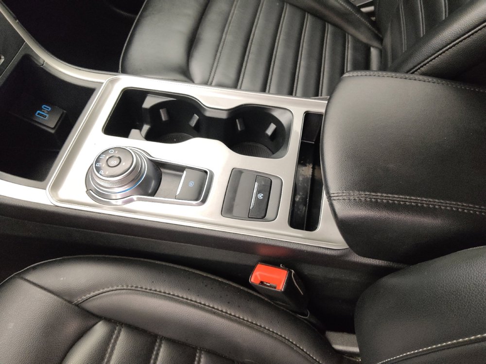 Used 2024 Ford Edge SEL image 26